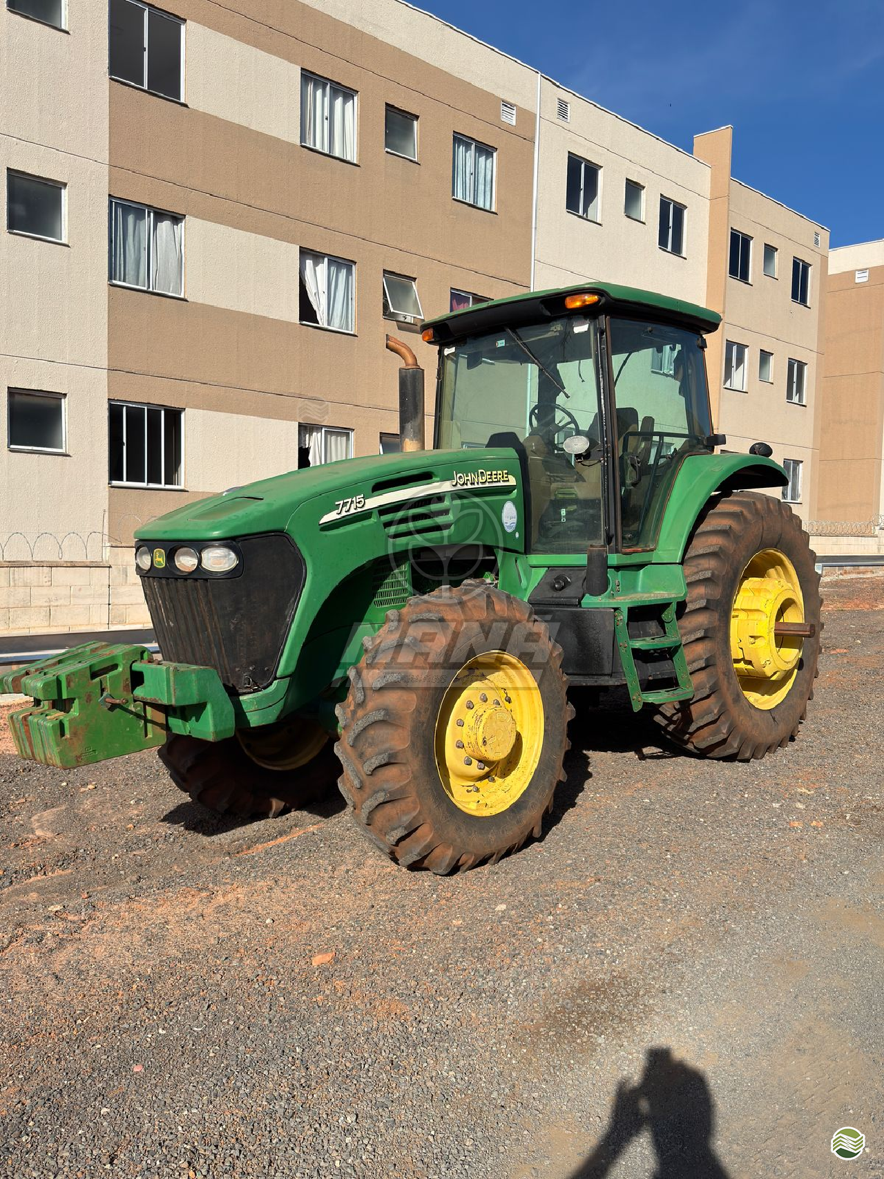 TRATOR JOHN DEERE JOHN DEERE 7715 Tração 4x4 Mana Máquinas RIBEIRAO PRETO SÃO PAULO SP
